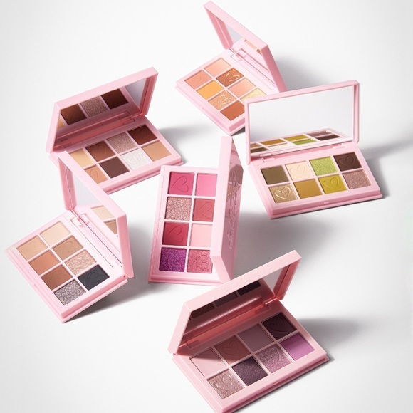 Beauty Creations Other - Beauty Creations Multicolor duet - mini snap eyeshadow palettes